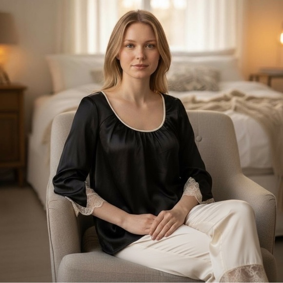 Oscar de la Renta Other - Oscar de la Renta Pink Label Black Lace Lingerie Top